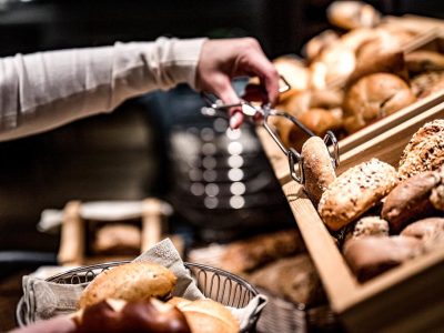 01166613C15F9273343B24EFFFF13491