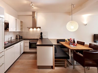 15AEF9150754AB5D1DB60796D77C0950