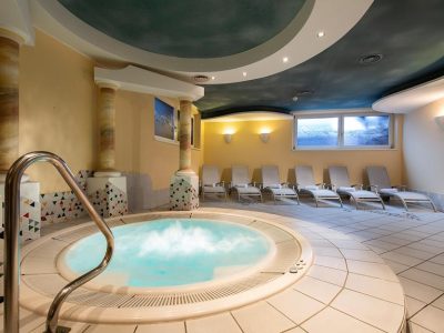 16A305BE77908AAB405A0C21B74CCF6F