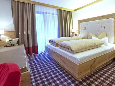 180E44D8B61123344D7F42C9A9C75CE4