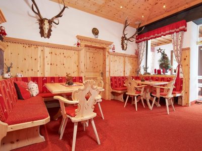 186AB2F4681DCE8188396E0C53BB6610