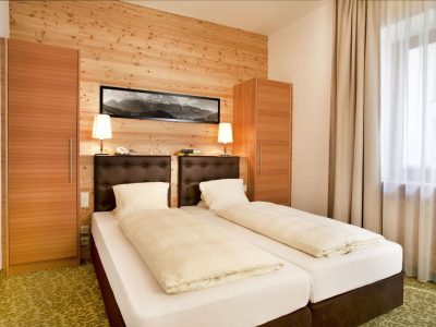 2DF64C745BA9DDDEC3C89A6C8CE3C5C8