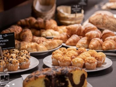 343D8A83B660E8D84A29CE48F468B229