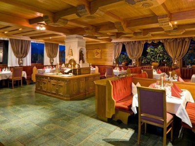 4640B68B824010E1358245F3794B17FB