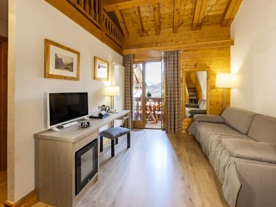 4AF5A9B0F231DCE0F14CA4FA9B1981F0