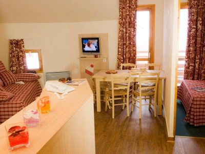 5BA10F4976FCA6E51D41E158F4AF441B