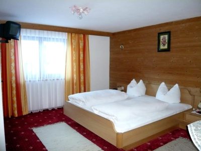 642C8333983D07B3C28E51AD4817E9AE