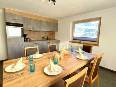 6866132