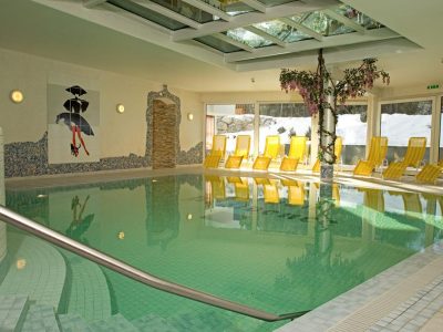 7FA3C5B1C1912E6B28666C4E7BCB49B0