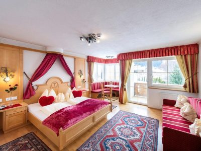 8A21EEC6B17136A9876BF744FAEAFB8B