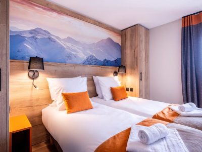 92A0AAE47B0CD9E124077390D4FEF893