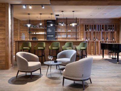 AB952F1F05B4FBC7AB5479DCB251EE27