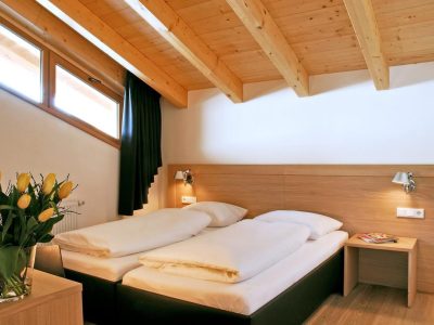 B69E159D40A26CE360809903197D12A4