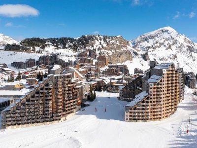 C3F952E5CF280925228A8F3E55C240B1