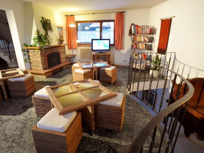 C60C9B0C910CAC5F9EA92EBF658050C3