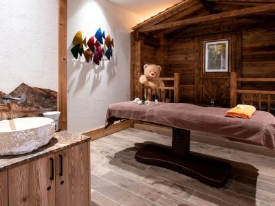 DCC4C9527E340BD36CDFEA18D3BB69FA