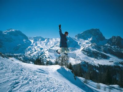 EA002B6FE39E7EF50128284E96D71F20