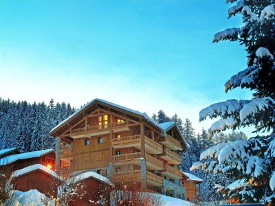 EF6770514C24DC7D0B3C1B4882D5EBFF